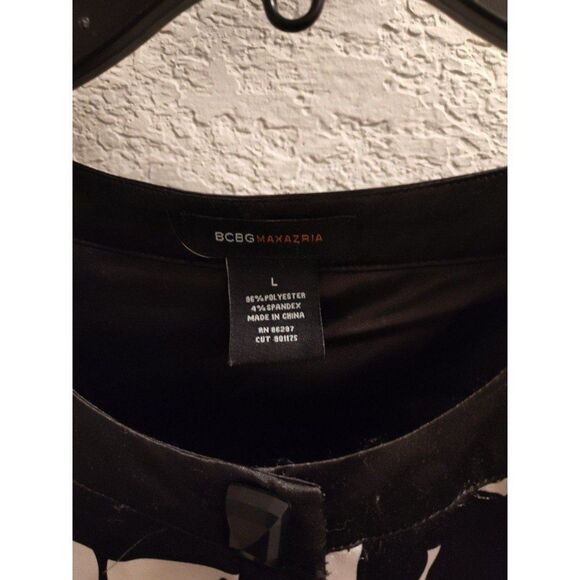 BCBG Maxazria Satin Sheath Dress Women's Large fully Lined Floral Sleeveless - Picture 3 of 4